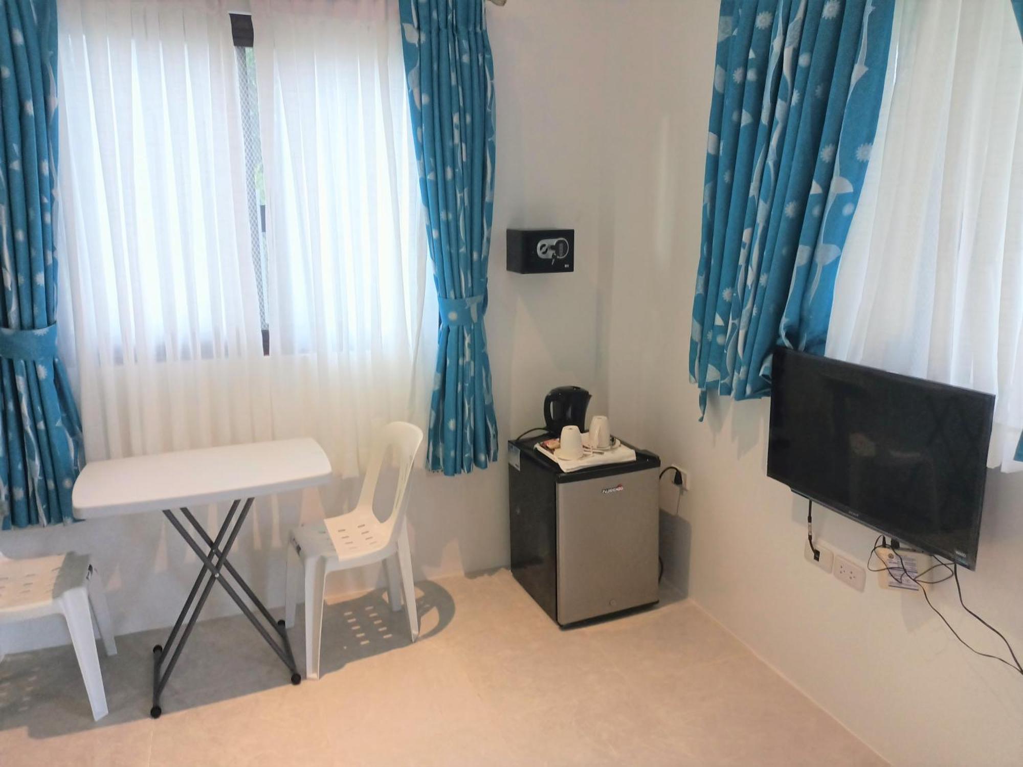 Alona Whitehouses Resort Панглао Екстериор снимка